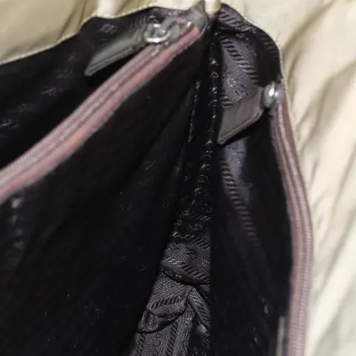 Pre-owned Nylon Tote Bag - Prada Vintage - Modalova
