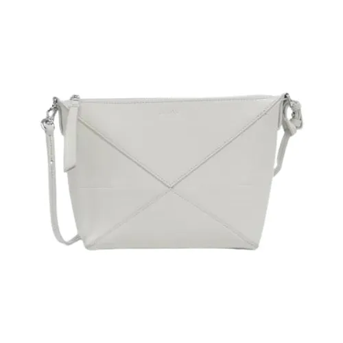 Pre-owned Leather Shoulder Bag - Loewe Pre-owned - Modalova
