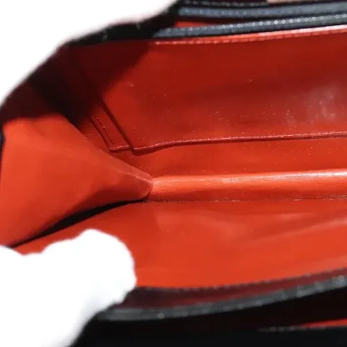Pre-owned Leather shoulder-bags - Saint Laurent Vintage - Modalova