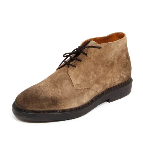 Vintage Effect Suede Shoes - Doucal's - Modalova