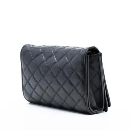 Pre-owned Leather shoulder-bags - Yves Saint Laurent Vintage - Modalova
