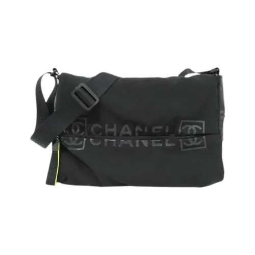 Pre-owned Nylon Cross Body Bag - Chanel Vintage - Modalova
