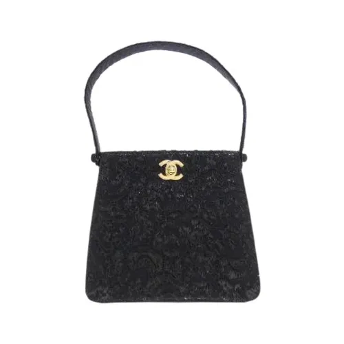 Pre-owned Satin handbags - Chanel Vintage - Modalova