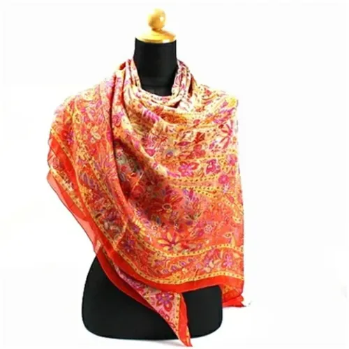 Pre-owned Vintage Shawl - Yves Saint Laurent Vintage - Modalova