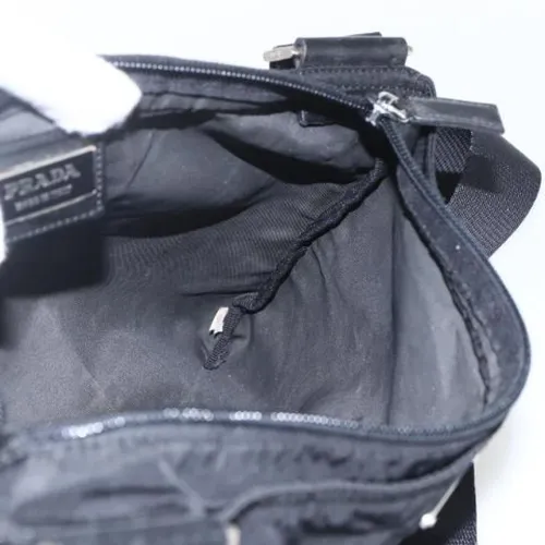 Pre-owned Nylon Cross Body Bag - Prada Vintage - Modalova