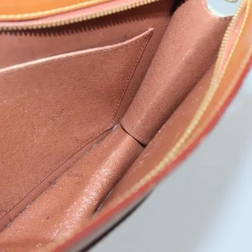Pre-owned Leather clutches - Louis Vuitton Vintage - Modalova