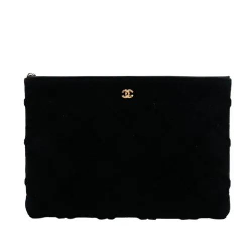 Pre-owned Quilted Velvet Clutch - Chanel Vintage - Modalova
