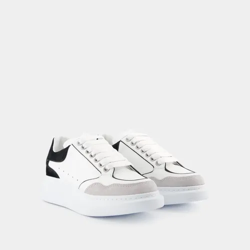 Grey Leather Oversized Sneakers - Alexander McQueen - Modalova
