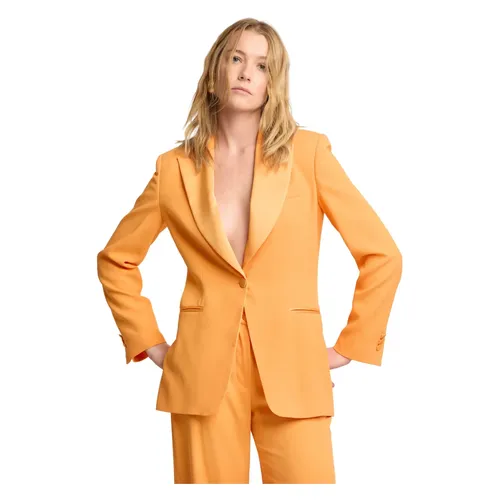 Contoured Blazer Jacket - Kocca - Modalova