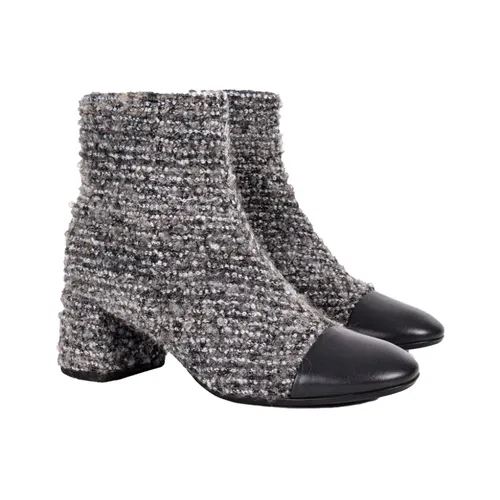 Gray Boucle Ankle Boots - Loriblu - Modalova