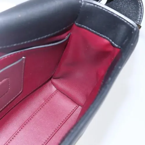 Pre-owned Leather Shoulder Bag - Givenchy Pre-owned - Modalova