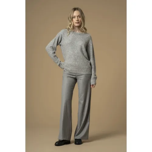 Beaded Round Neck Sweatshirt - Kocca - Modalova