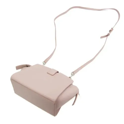 Pre-owned Leather shoulder-bags - Yves Saint Laurent Vintage - Modalova