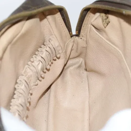 Pre-owned Canvas clutches - Louis Vuitton Vintage - Modalova