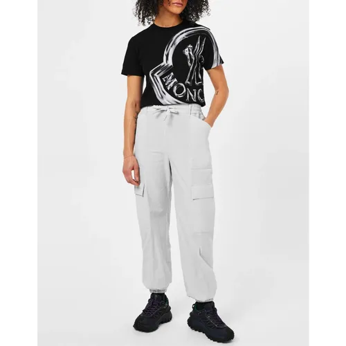 Logo Cargo Trousers - Moncler - Modalova