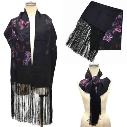 Pre-owned Silk scarves - Gucci Vintage - Modalova