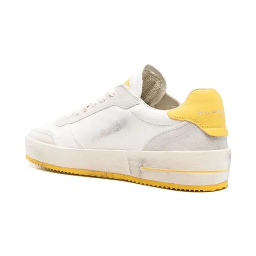 Nice Low-Top Sneakers - Philippe Model - Modalova