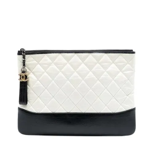 Pre-owned Quilted Calf Leather Clutch - Chanel Vintage - Modalova