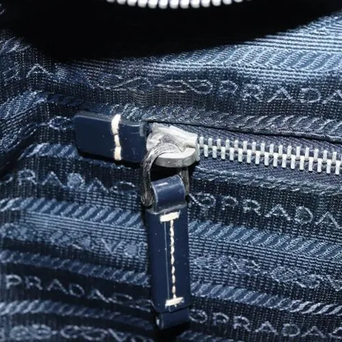 Pre-owned Vintage Nylon Shoulder Bag - Prada Vintage - Modalova