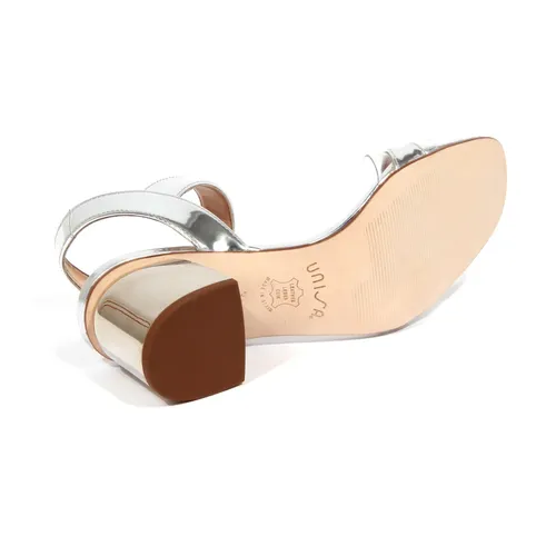 Vintage effect silver leather shoe - Unisa - Modalova