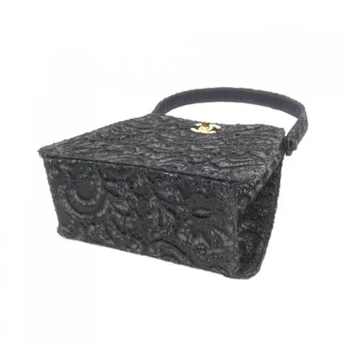 Pre-owned Satin handbags - Chanel Vintage - Modalova