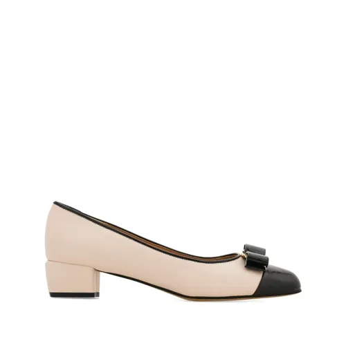 Shoes > Heels > Pumps - - Ferragamo - Modalova