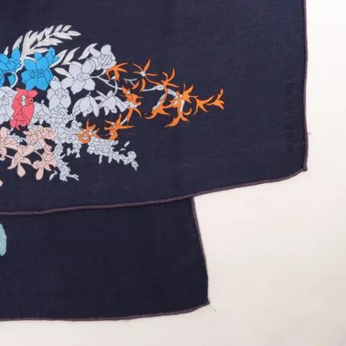 Pre-owned Silk Scarf - Hermès Vintage - Modalova