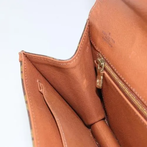 Pre-owned Vintage Canvas Clutch - Louis Vuitton Vintage - Modalova