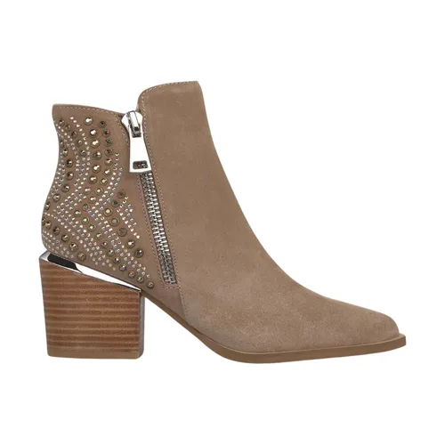 Heeled bootie rhinestone studs - Alma EN Pena - Modalova