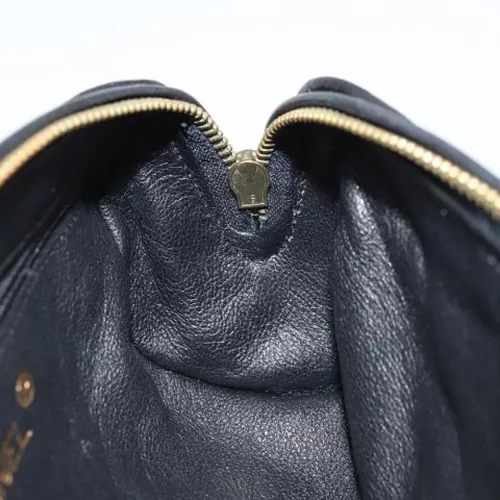 Pre-owned Leather Clutch - Chanel Vintage - Modalova