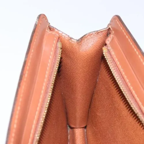 Pre-owned Canvas Clutch - Louis Vuitton Vintage - Modalova