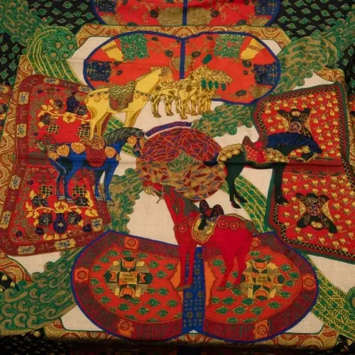 Pre-owned Silk scarves - Hermès Vintage - Modalova