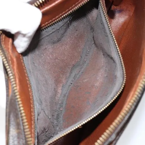 Pre-owned Canvas Clutch - Louis Vuitton Vintage - Modalova