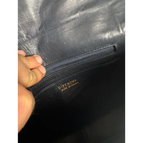 Pre-owned Leather Shoulder Bag - Givenchy Pre-owned - Modalova