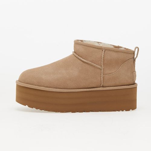 W Classic Ultra Mini Platform 7 - UGG - Modalova