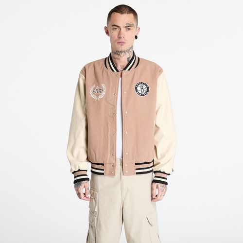 Bomber Brooklyn Nets NBA Lifestyle Varsity Jacket UNISEX L - New Era - Modalova