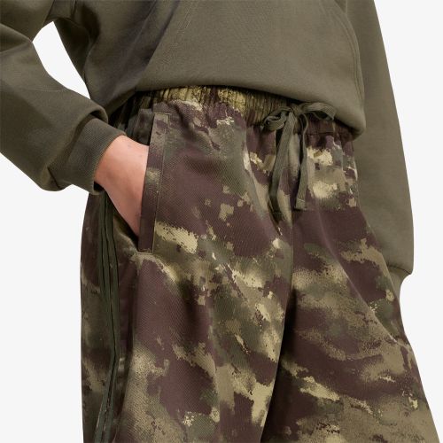 Pantaloncini adidas Cargo Short Oversized / M - adidas Originals - Modalova