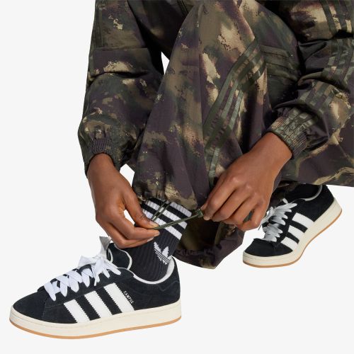 Pantaloni adidas Badigirl Camouflage Adilenium Track Pant / / M - adidas Originals - Modalova