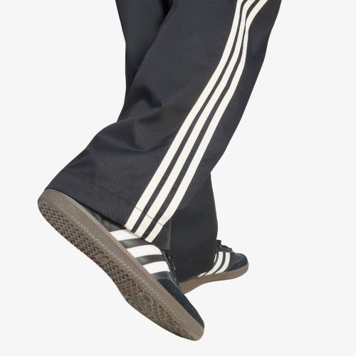 Pantaloni adidas 3 Stripes Pleated Trousers 37 - adidas Originals - Modalova