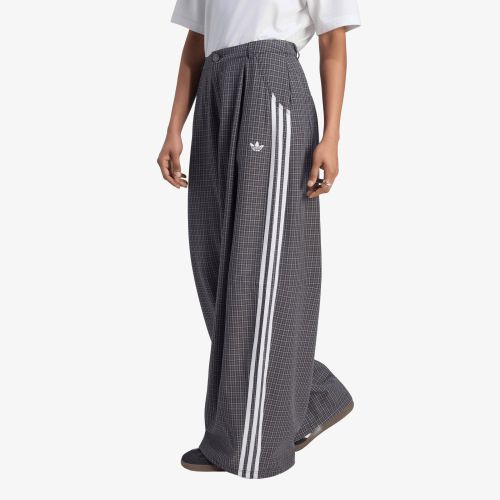 Pantaloni adidas Badigirl Checks Trouser Loose Pants / / Utility M - adidas Originals - Modalova