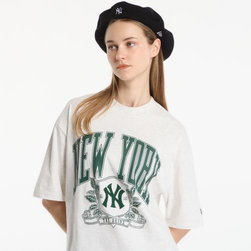 Maglietta MLB Arch Graphic OS Tee New York Yankees UNISEX XL - New Era - Modalova