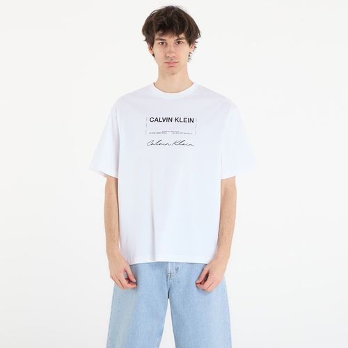 Maglietta Jeans 16S April Graphic Se Tee M - Calvin Klein - Modalova