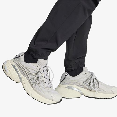 Pantaloni adidas Tech Trefoil Essentials Track Pant XL - adidas Originals - Modalova