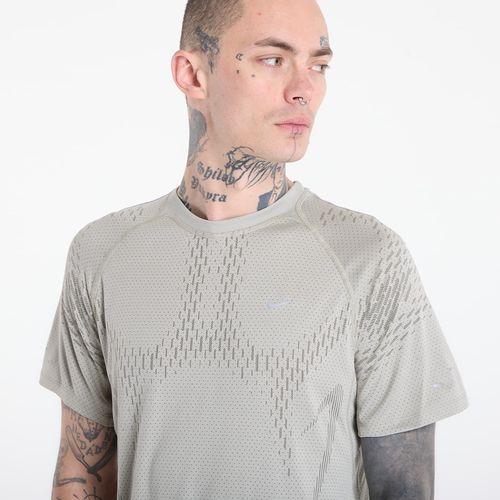 Maglietta Stride Plus Men's Dri-FIT ADV Short-Sleeve Running Top / / M - Nike - Modalova
