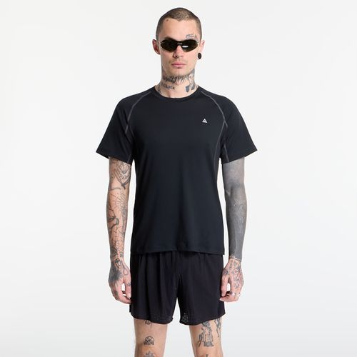 Maglietta ACG "Wildsee" Men's Dri-FIT Short-Sleeve Base Layer Top / / M - Nike - Modalova