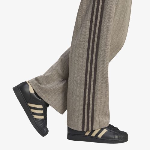 Pantaloni adidas Classic Tp S - adidas Originals - Modalova