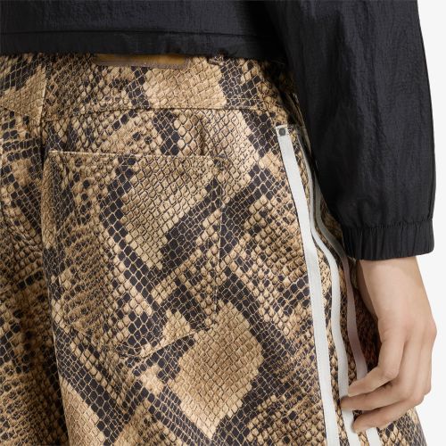 Pantaloncini adidas Snake Print Denim Bermuda Shorts / 26/32 - adidas Originals - Modalova
