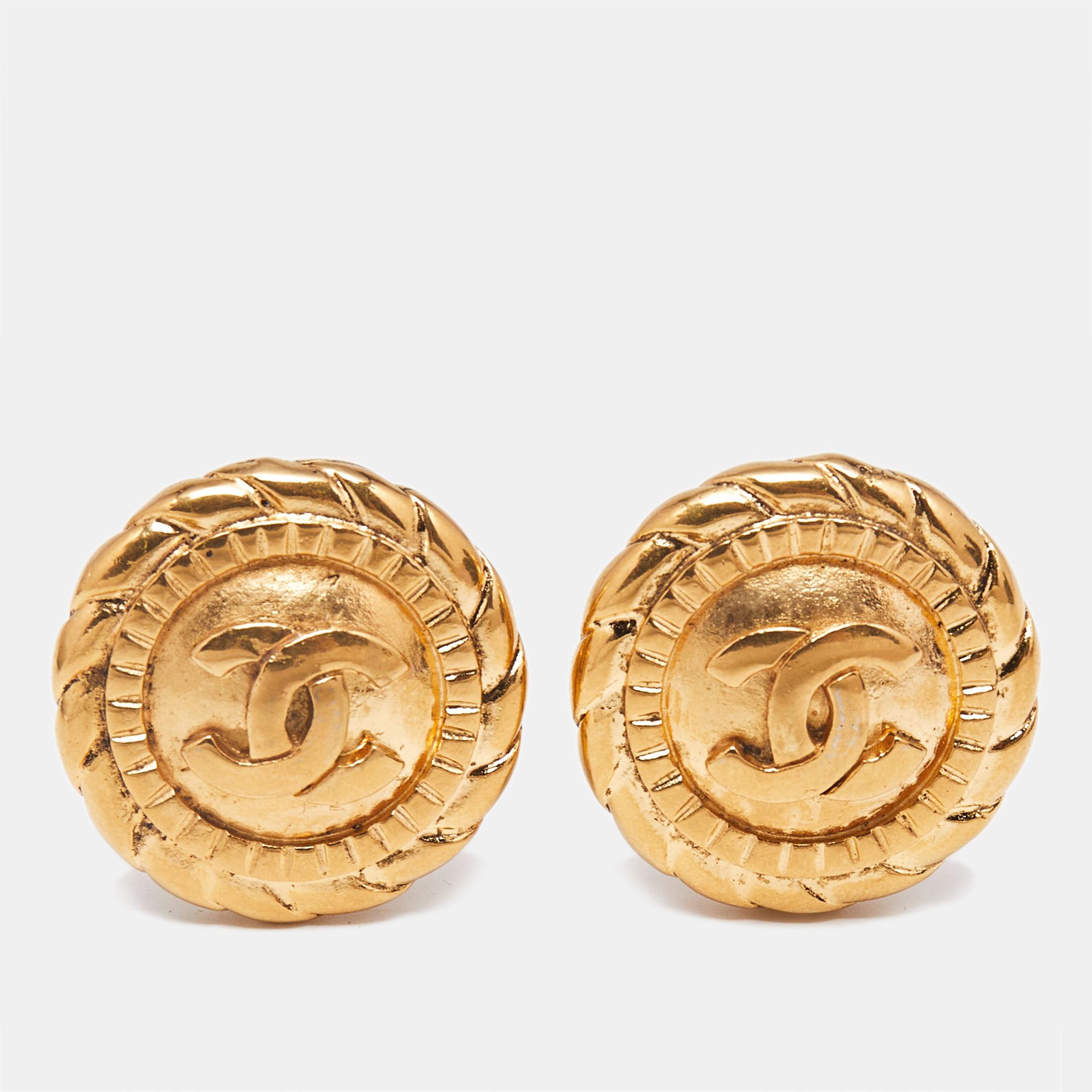 CC Round Tone Clip On Earrings - Chanel - Modalova