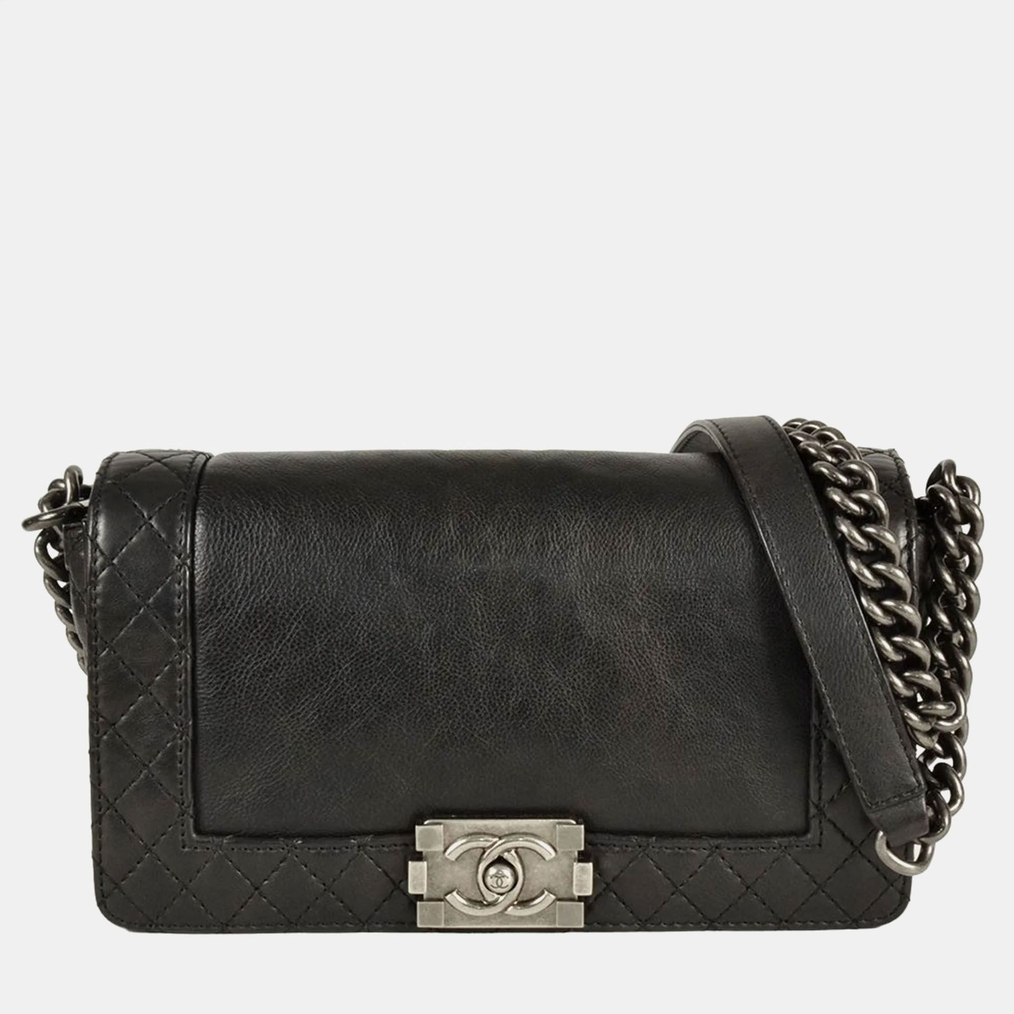 Boy Calfskin Shoulder Bag - Chanel - Modalova