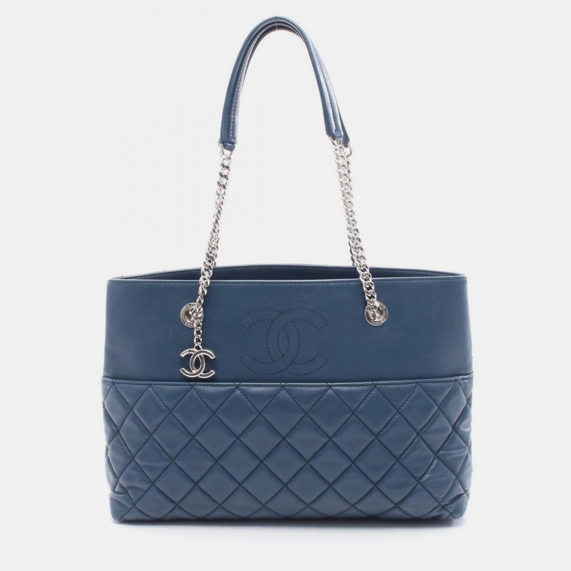 Matelasse Tote Bag Lambskin Leather - Chanel - Modalova